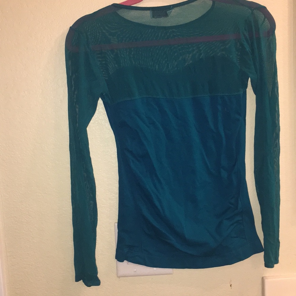 TURQUOISE TOP - Picture 2 of 2